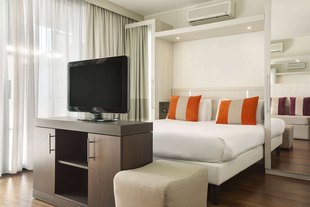 Crowne Plaza Milan Nolo by IHG — Hotel rooms in Milan, Lombardy