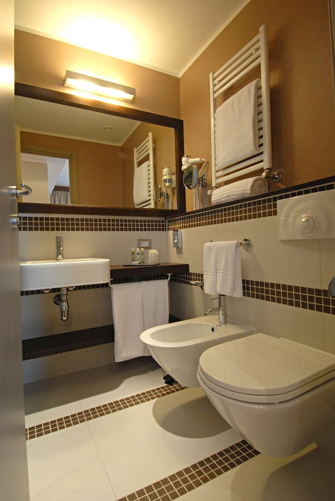 Crowne Plaza Milan Nolo by IHG — Hotel rooms in Milan, Lombardy