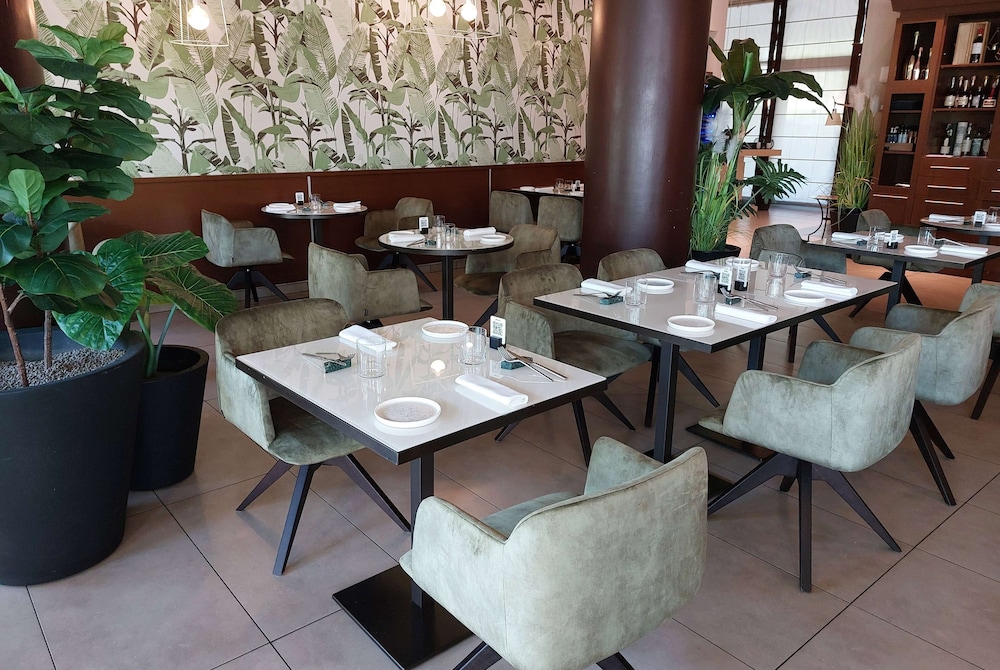 Crowne Plaza Milan Nolo by IHG — Restaurant & bars in Milan, Lombardy