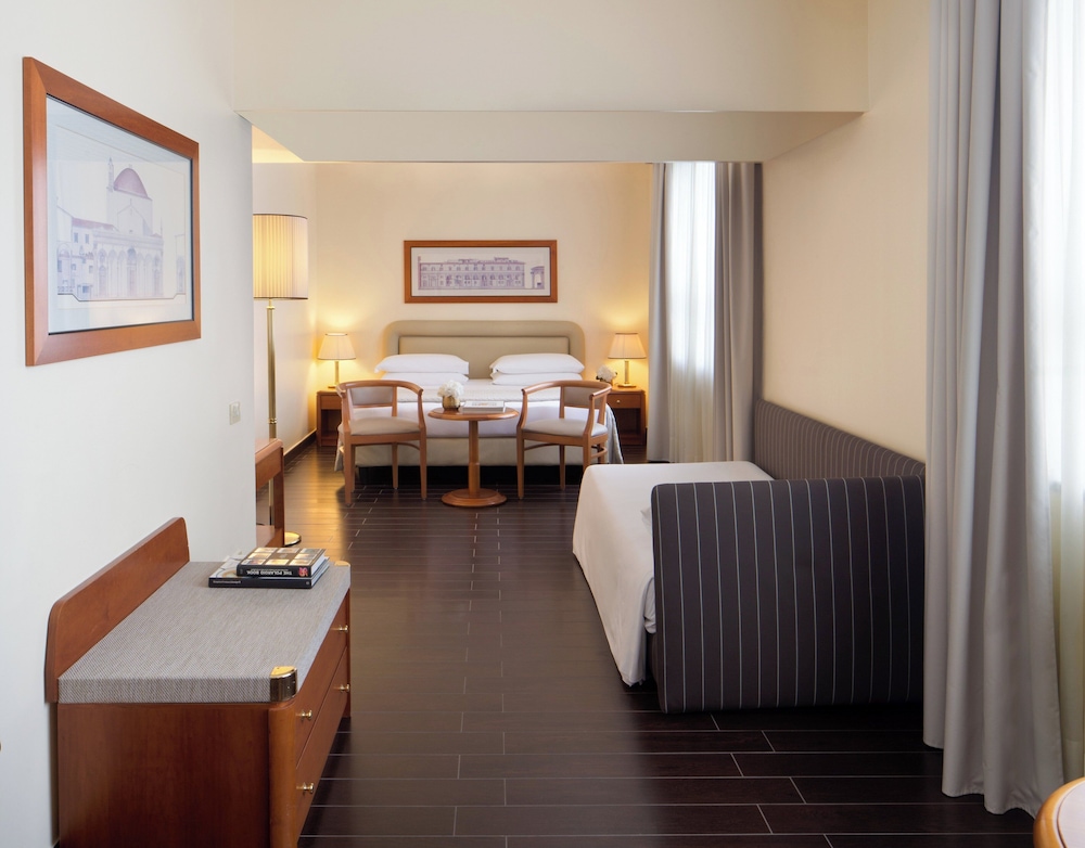 Starhotels Business Palace — Hotel rooms in Milan, Lombardy