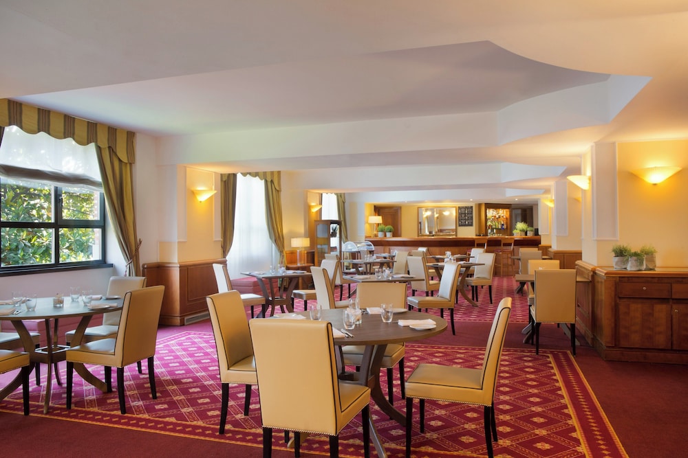 Starhotels Business Palace — Restaurant & bars in Milan, Lombardy
