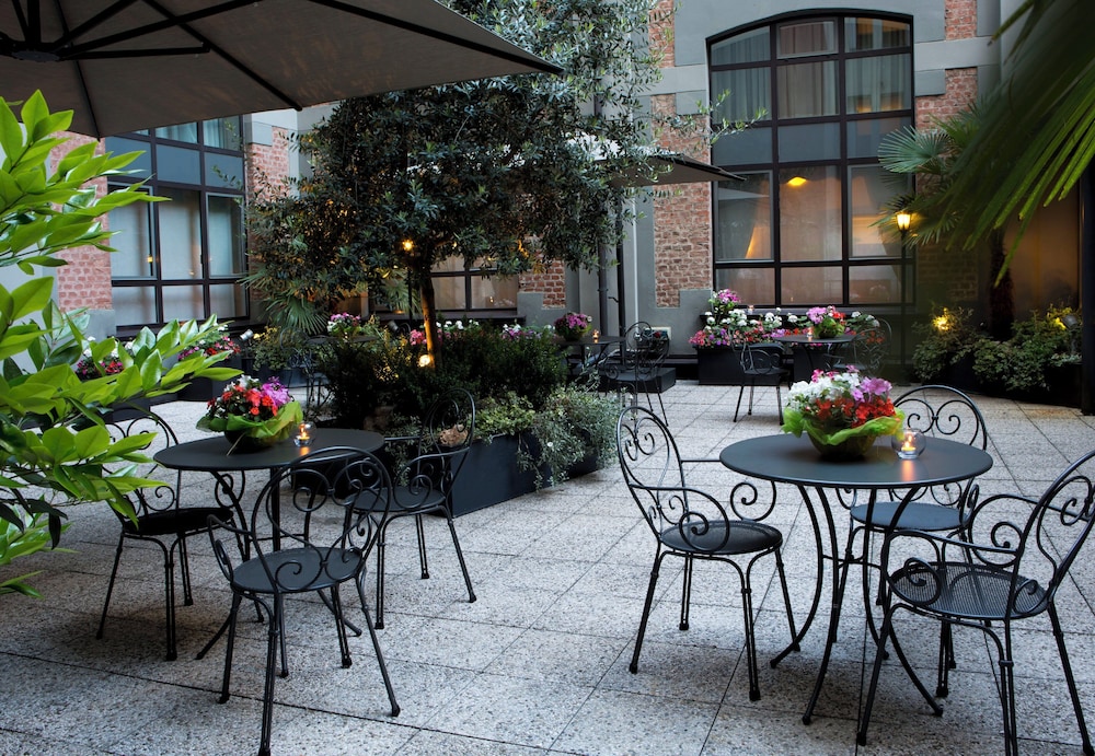 Starhotels Business Palace — Restaurant & bars in Milan, Lombardy