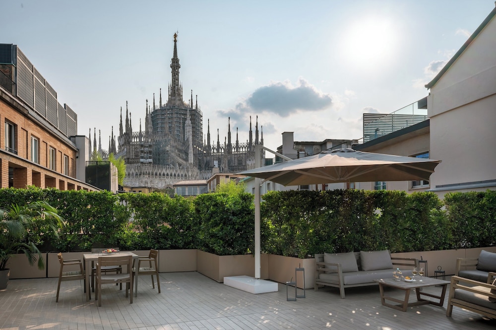 Rosa Grand Milano - Starhotels Collezione — Attractions in the area in Milan, Lombardy
