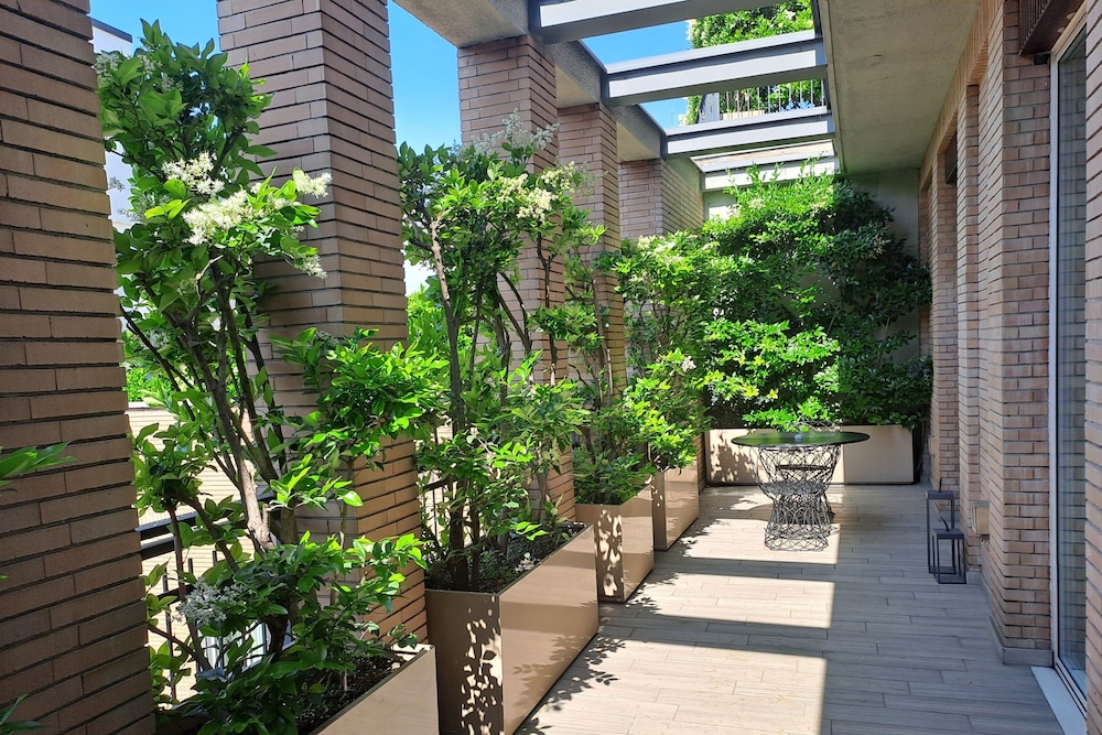 Rosa Grand Milano - Starhotels Collezione — Hotel building in Milan, Lombardy