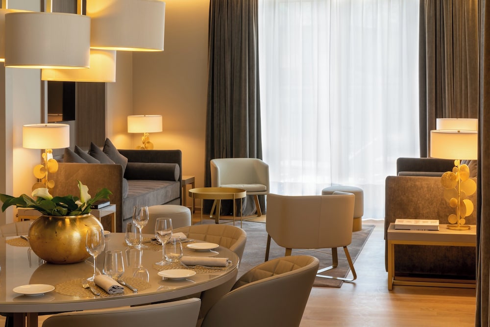 Rosa Grand Milano - Starhotels Collezione — Restaurant & bars in Milan, Lombardy
