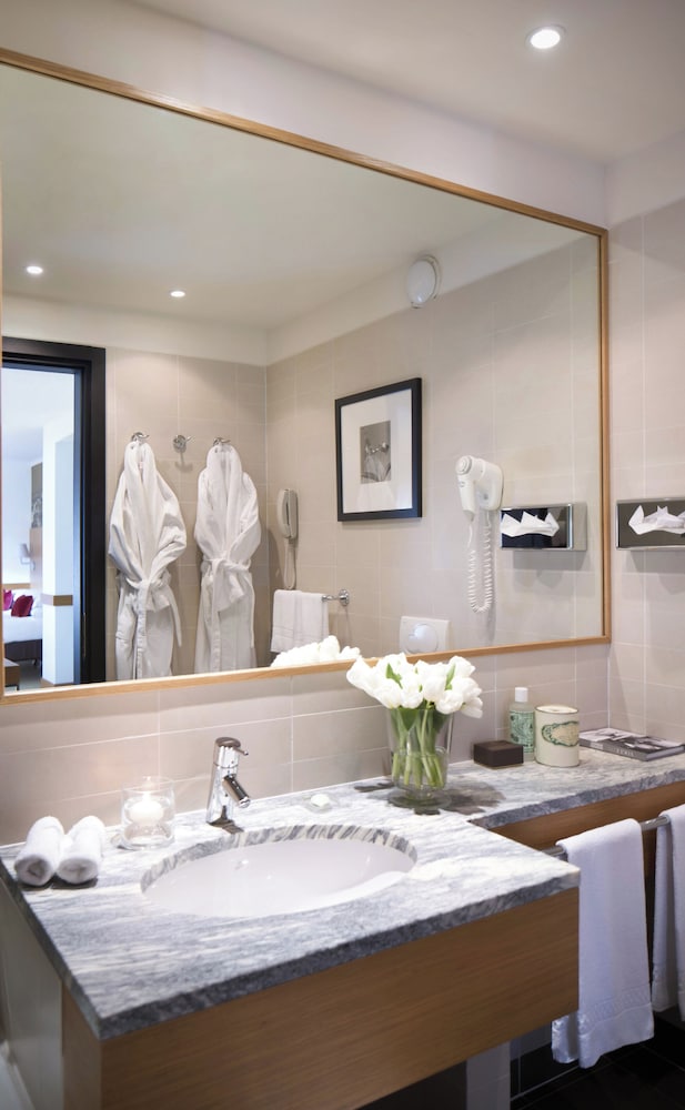 Starhotels Tourist — Hotel rooms in Milan, Lombardy
