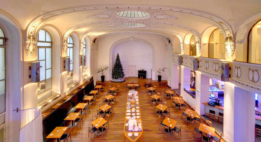 Theatrino — Restaurant & bars in Prague, Prague