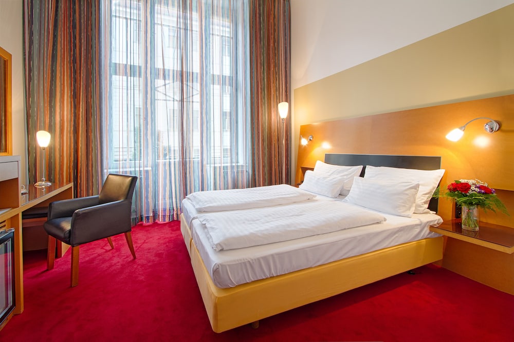 Theatrino — Hotel rooms in Prague, Prague