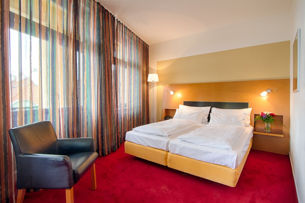 Theatrino — Hotel rooms in Prague, Prague