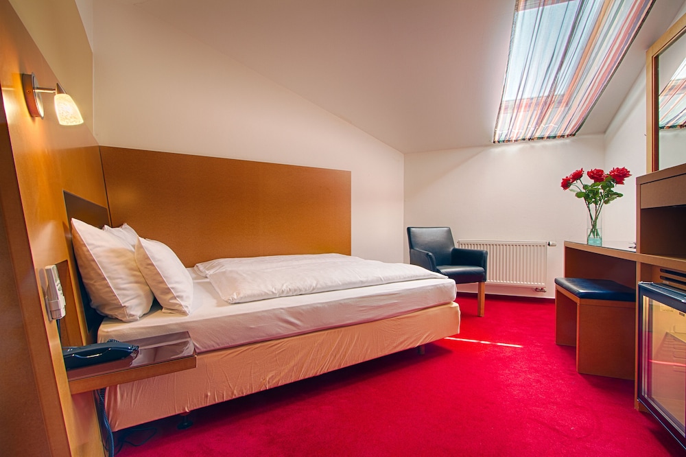 Theatrino — Hotel rooms in Prague, Prague