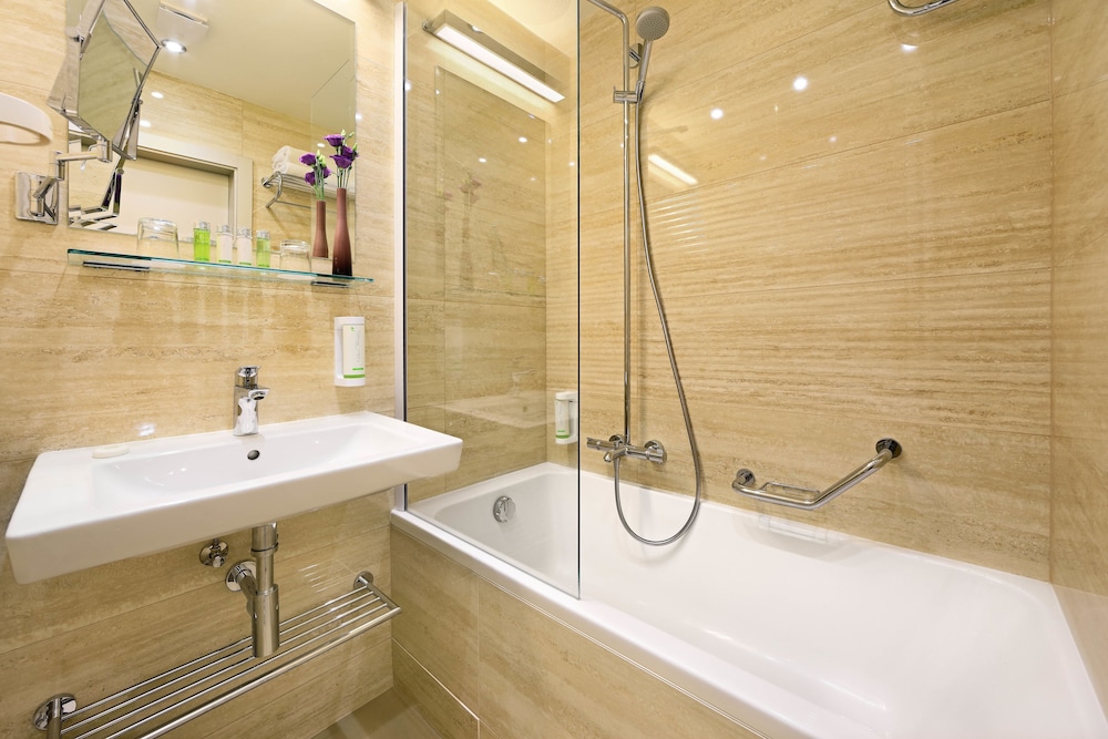 Hotel Ametyst — Hotel rooms in Prague, Prague