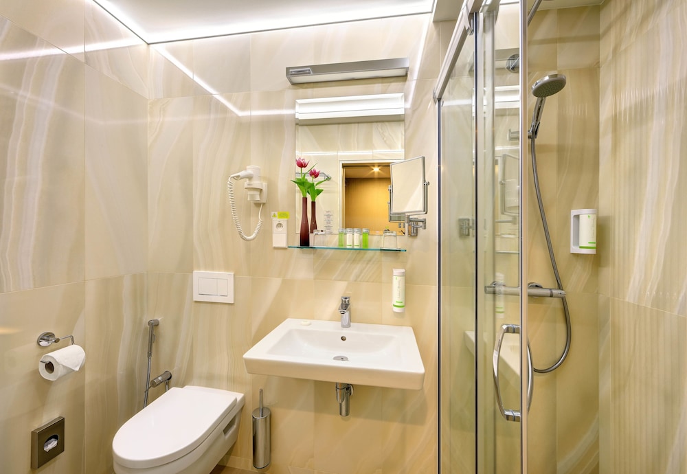 Hotel Ametyst — Hotel rooms in Prague, Prague