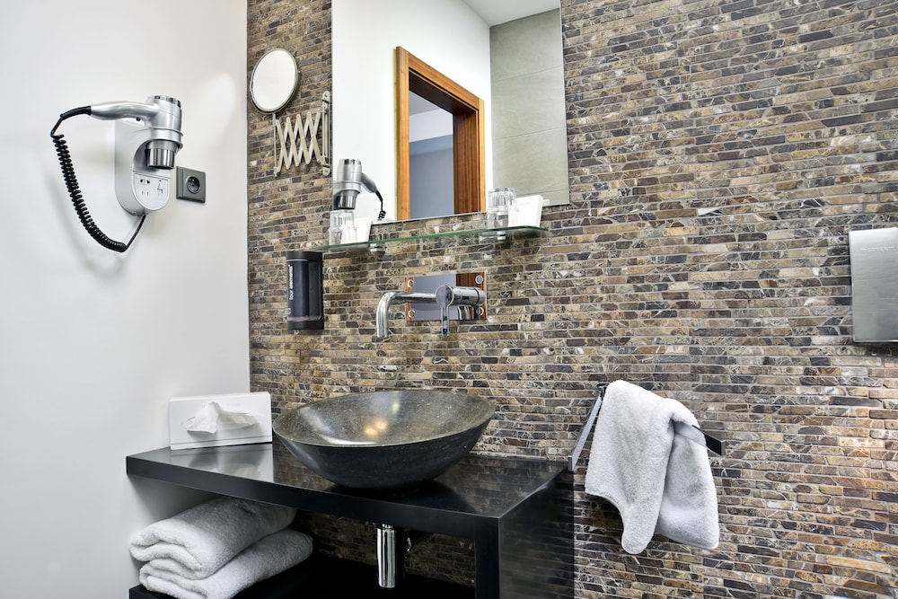 Hotel Ametyst — Hotel rooms in Prague, Prague