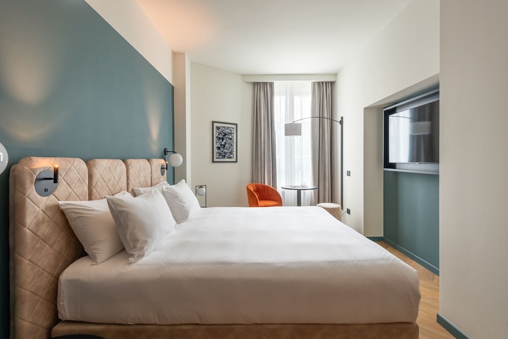 Hotel Tocq — Hotel rooms in Milan, Lombardy
