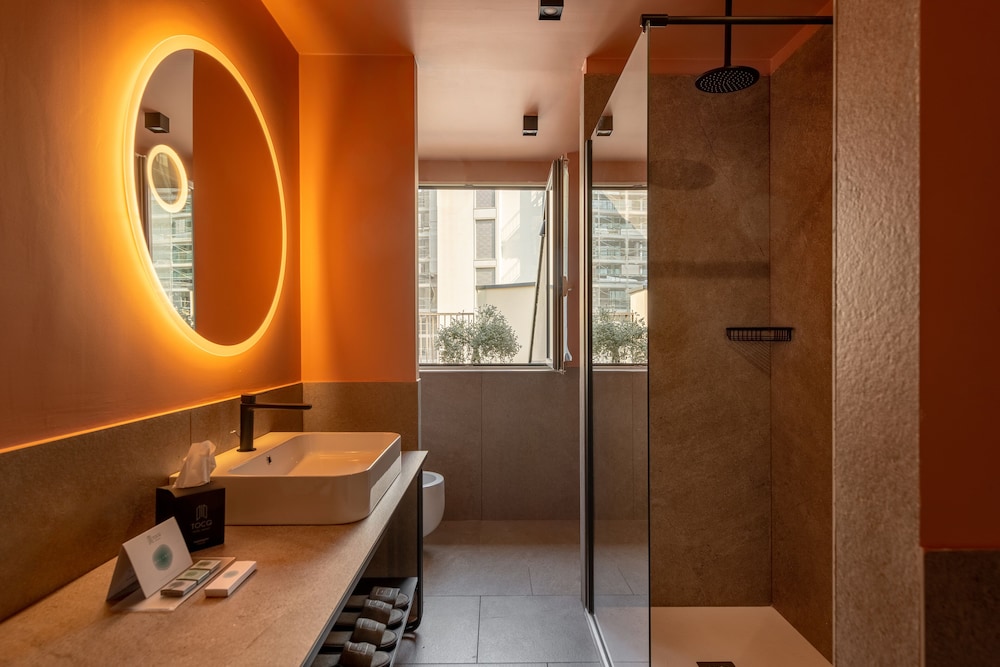 Hotel Tocq — Hotel rooms in Milan, Lombardy