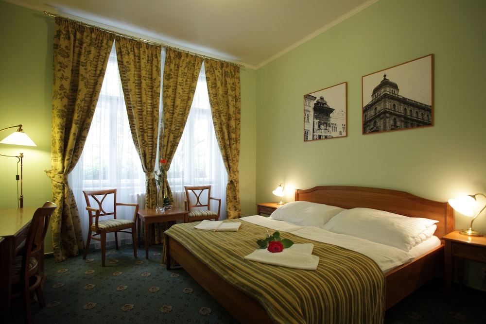 Anna Hotel — Hotel rooms in Prague, Prague