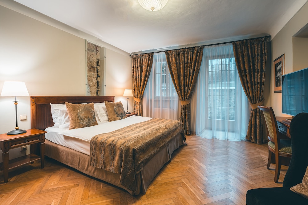 Appia Hotel Residences — Hotel rooms in Prague, Prague