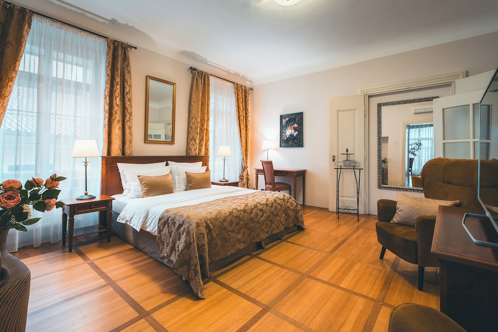 Appia Hotel Residences — Hotel rooms in Prague, Prague
