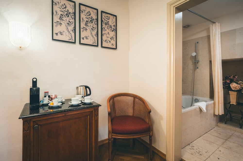 Appia Hotel Residences — Hotel rooms in Prague, Prague