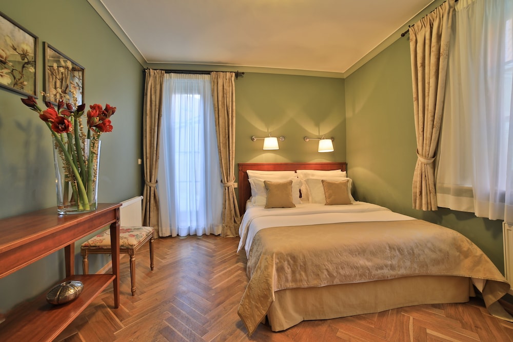 Appia Hotel Residences — Hotel rooms in Prague, Prague