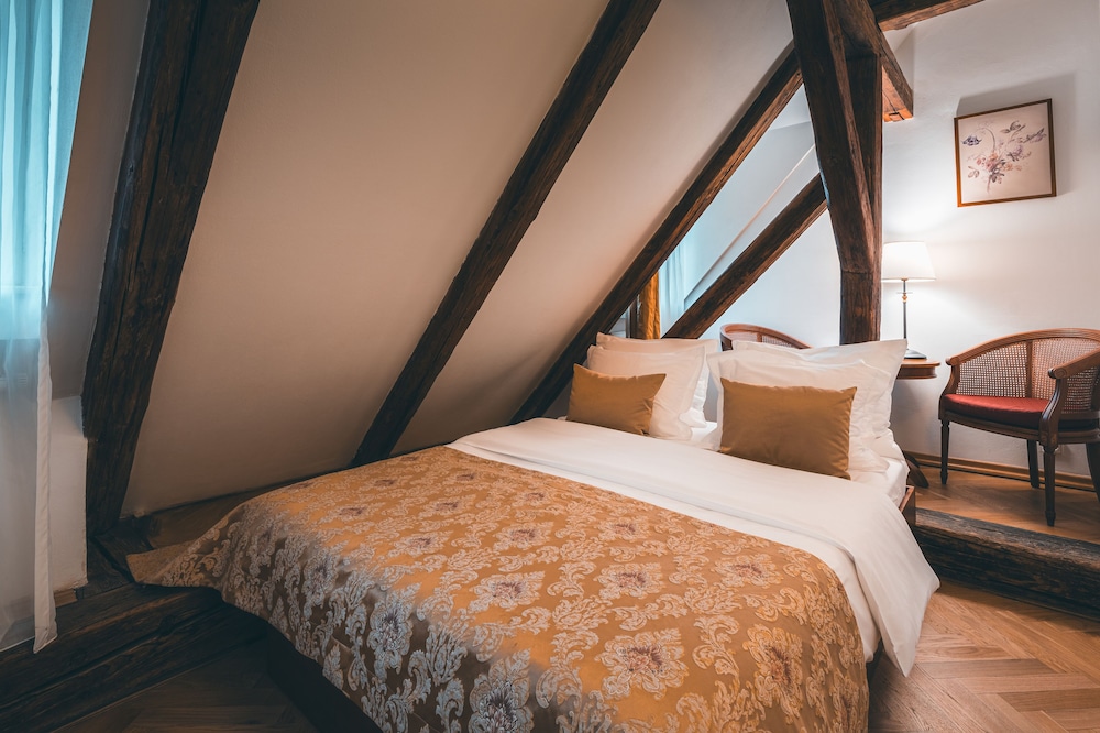 Appia Hotel Residences — Hotel rooms in Prague, Prague