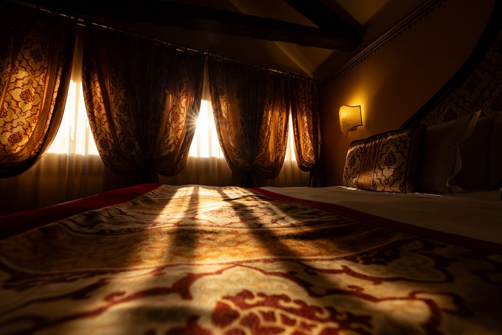 Hotel ai Mori d'Oriente — Hotel rooms in Venice, Veneto
