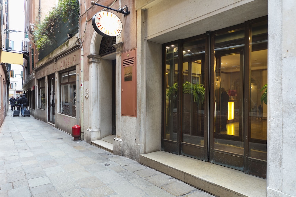All’Angelo Art Hotel — Main photo in Venice, Veneto