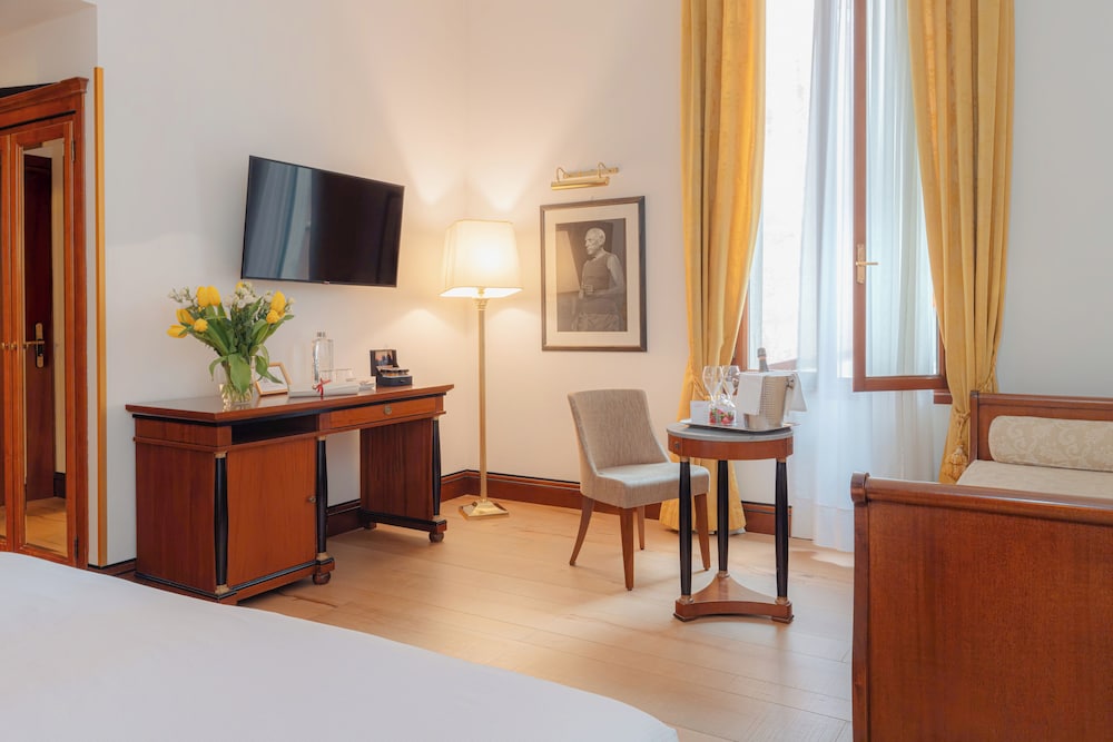 All’Angelo Art Hotel — Hotel rooms in Venice, Veneto