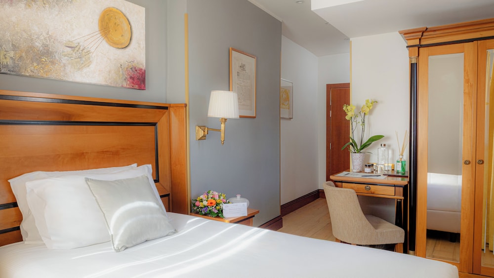All’Angelo Art Hotel — Hotel rooms in Venice, Veneto