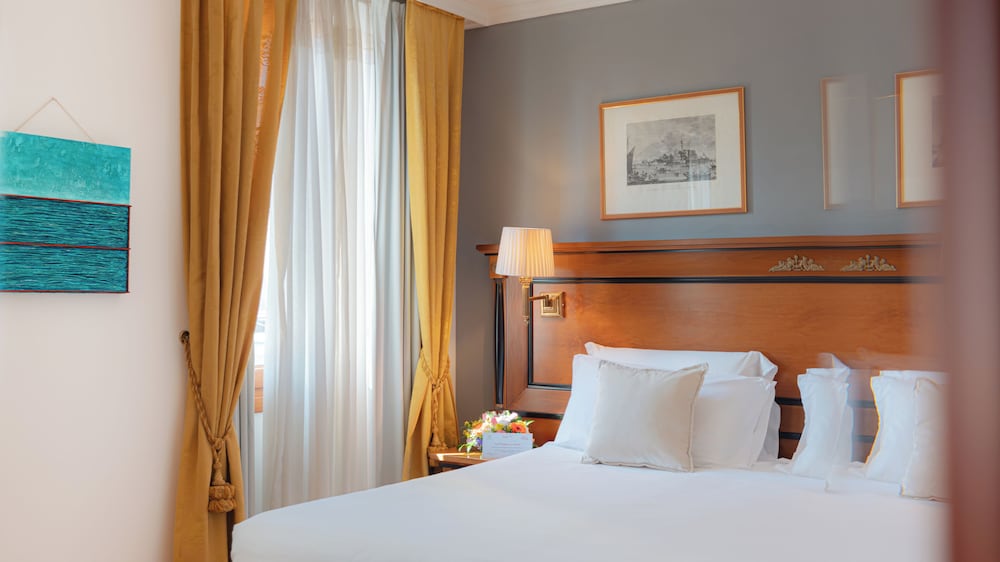 All’Angelo Art Hotel — Hotel rooms in Venice, Veneto