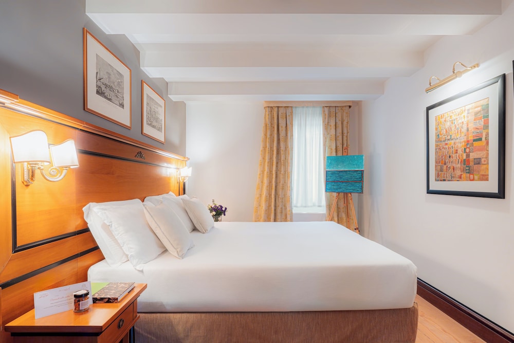 All’Angelo Art Hotel — Hotel rooms in Venice, Veneto