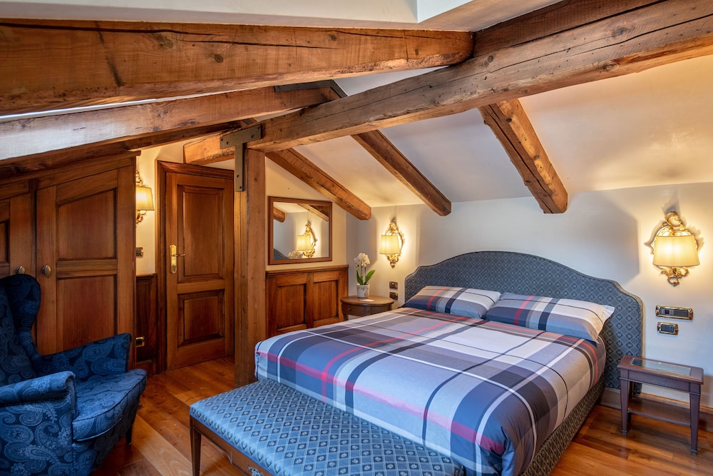 Hotel Montecarlo — Hotel rooms in Venice, Veneto