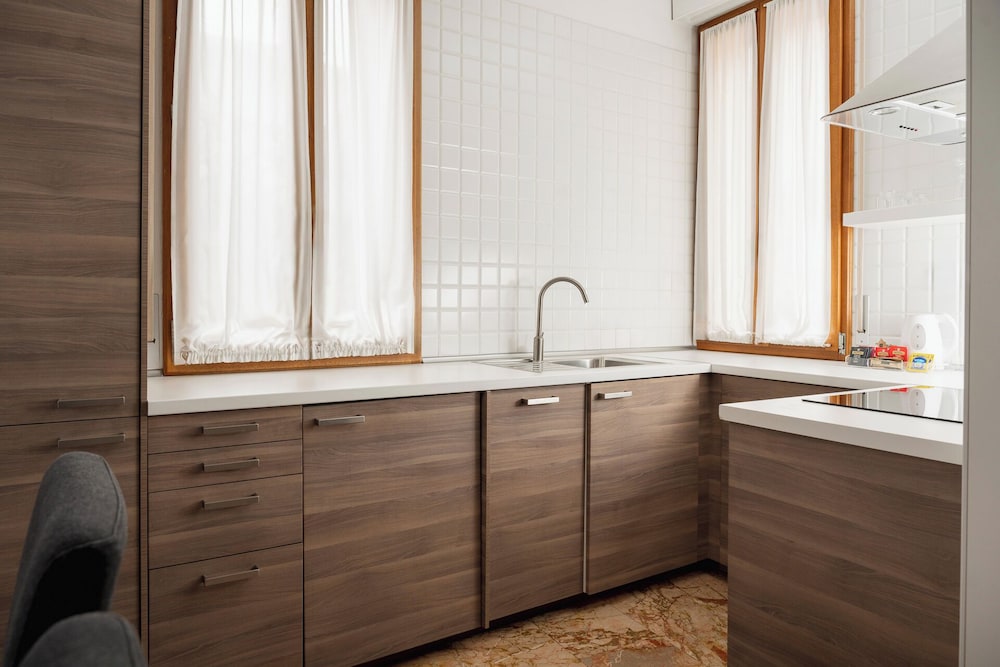 Hotel Montecarlo — Hotel rooms in Venice, Veneto