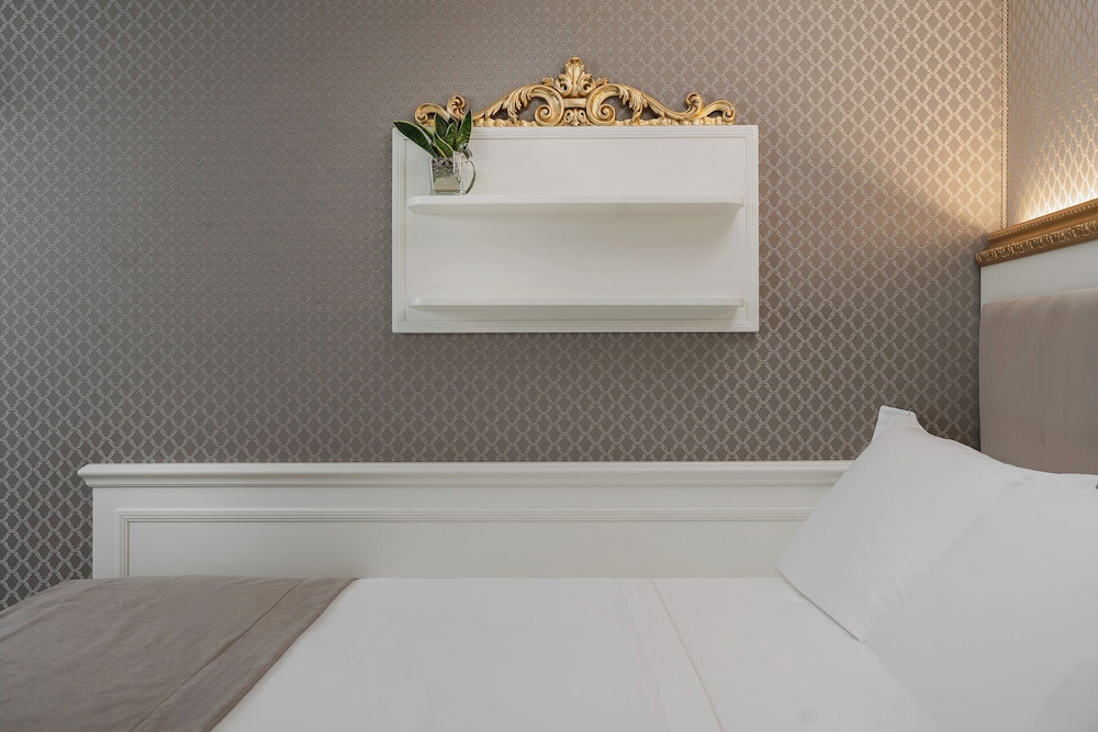 Hotel Montecarlo — Hotel rooms in Venice, Veneto