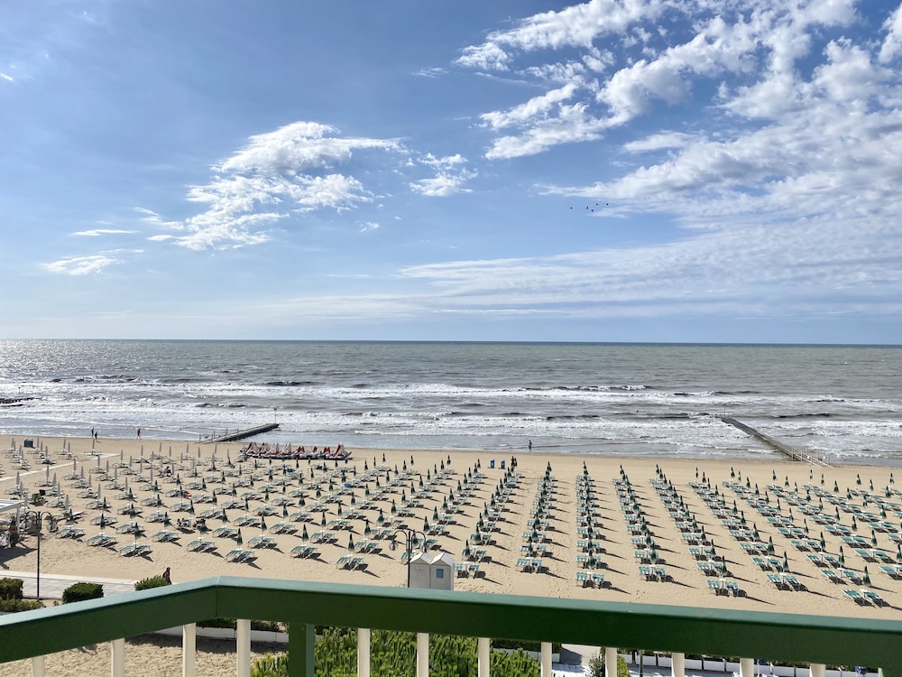 Hotel Florida — Beach in Jesolo, Veneto