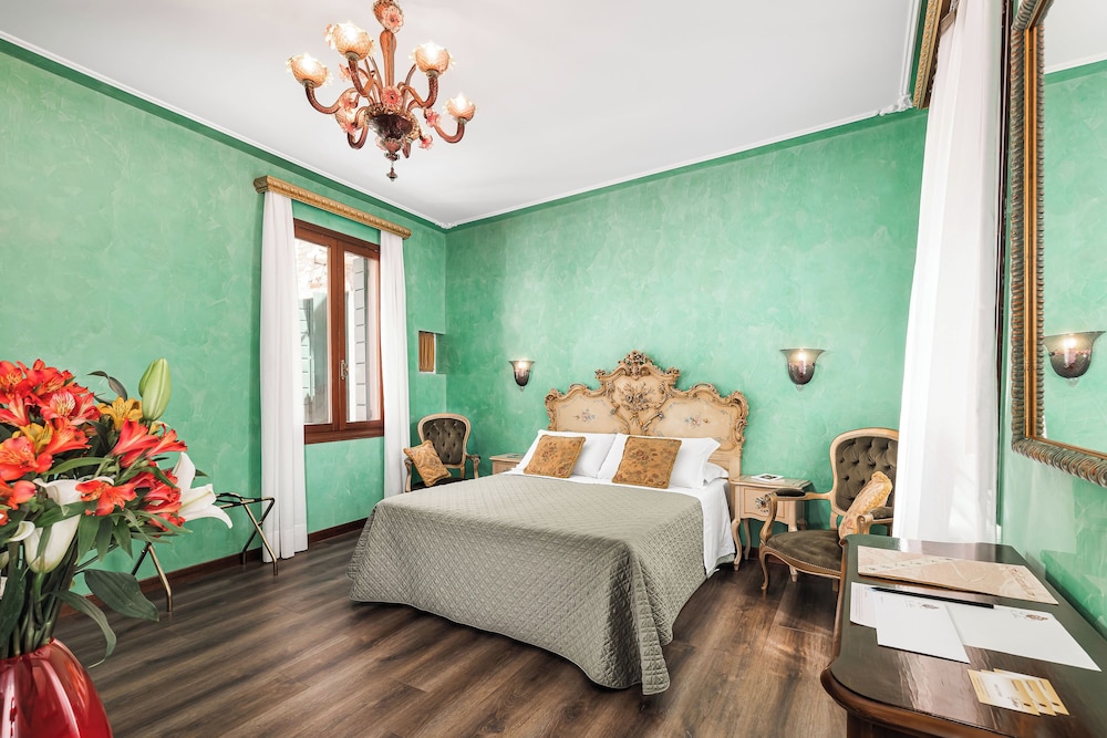 Hotel Ca' Alvise — Hotel rooms in Venice, Veneto