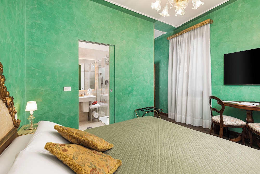 Hotel Ca' Alvise — Hotel rooms in Venice, Veneto