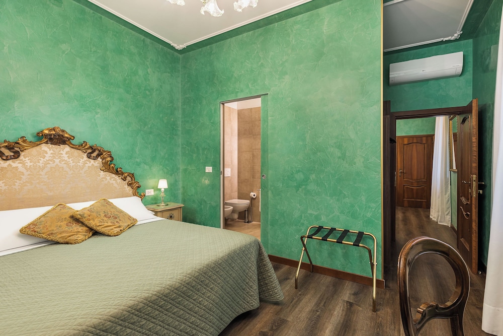 Hotel Ca' Alvise — Hotel rooms in Venice, Veneto