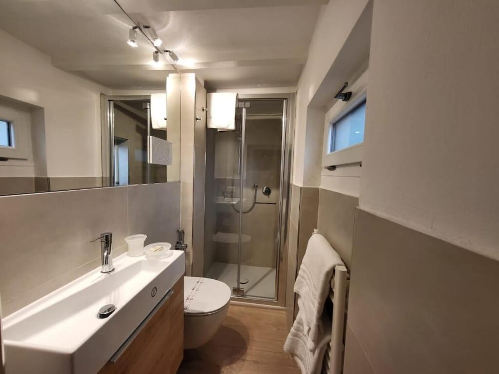 Ca' Dei Conti — Hotel rooms in Venice, Veneto
