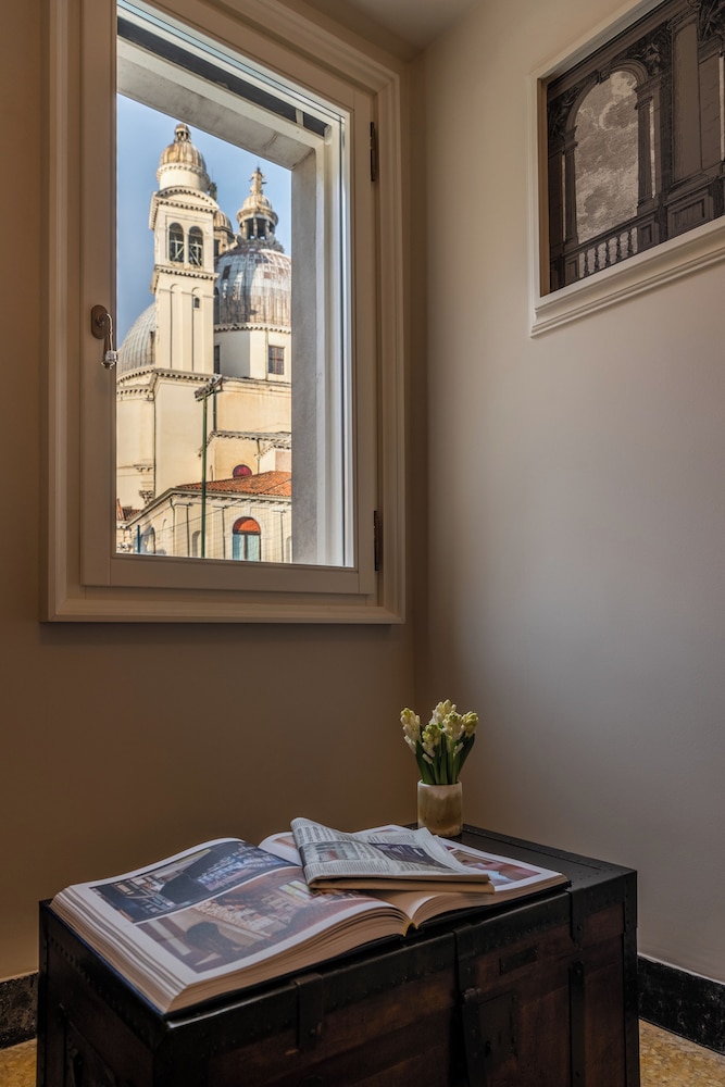 Ca Maria Adele — Hotel rooms in Venice, Veneto