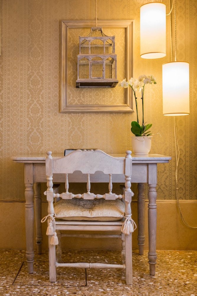 Ca Maria Adele — Hotel rooms in Venice, Veneto