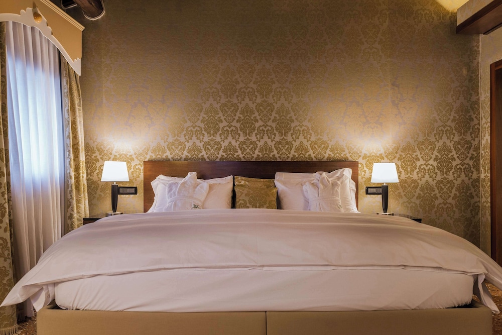 Ca Maria Adele — Hotel rooms in Venice, Veneto