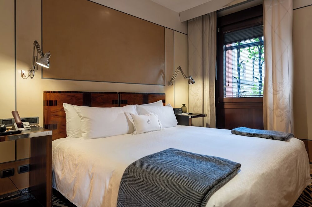 Ca' Pisani Hotel — Hotel rooms in Venice, Veneto