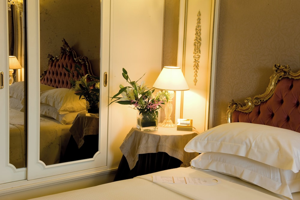 Ca' Sagredo — Hotel rooms in Venice, Veneto