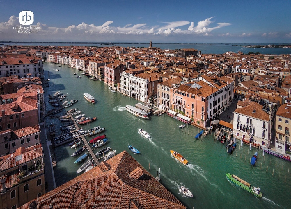 Ca' Sagredo — Attractions in the area in Venice, Veneto