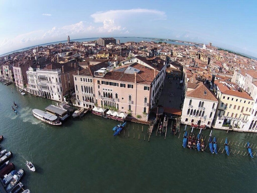 Ca' Sagredo — Attractions in the area in Venice, Veneto