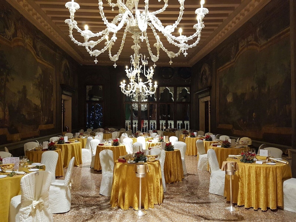 Ca' Sagredo — Restaurant & bars in Venice, Veneto