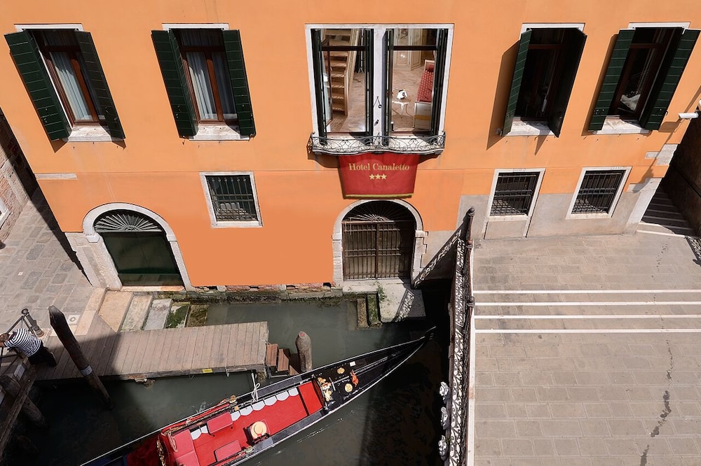 Hotel Canaletto — Hotel building in Venice, Veneto