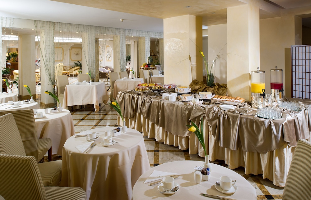 Hotel Carlton on the Grand Canal — Restaurant & bars in Venice, Veneto