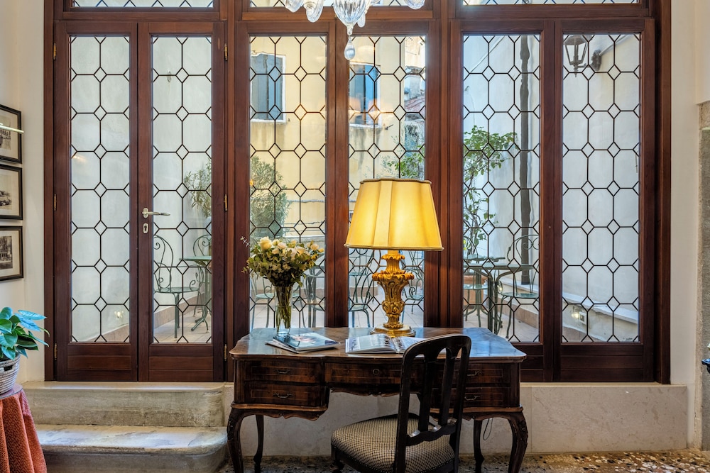 Hotel Casa Verardo Residenza d'Epoca — Hotel building in Venice, Veneto
